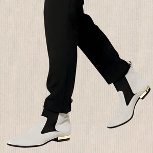 Authentic Chloe’ Drew Gray Suede Ankle Boots With Gold Trim